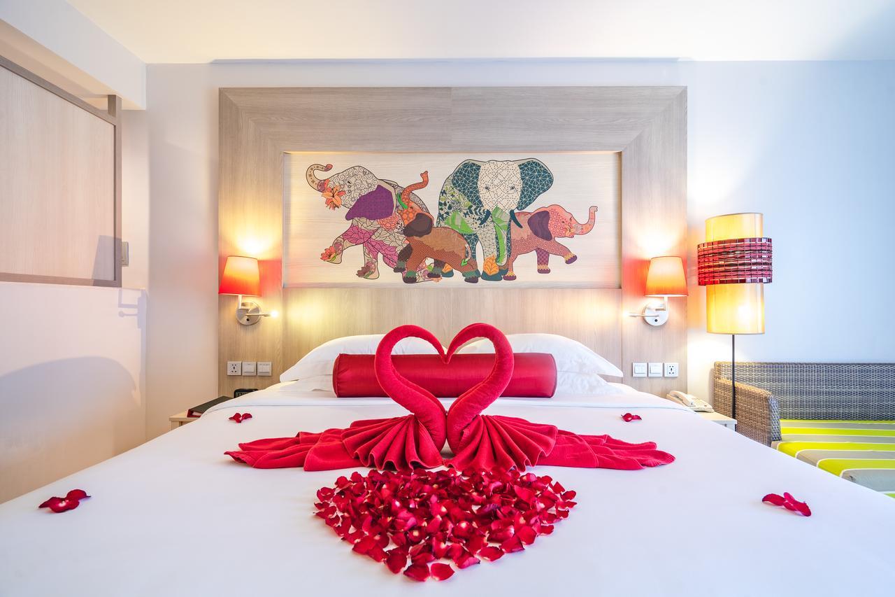 Ramada By Wyndham Phuket Deevana Hotel