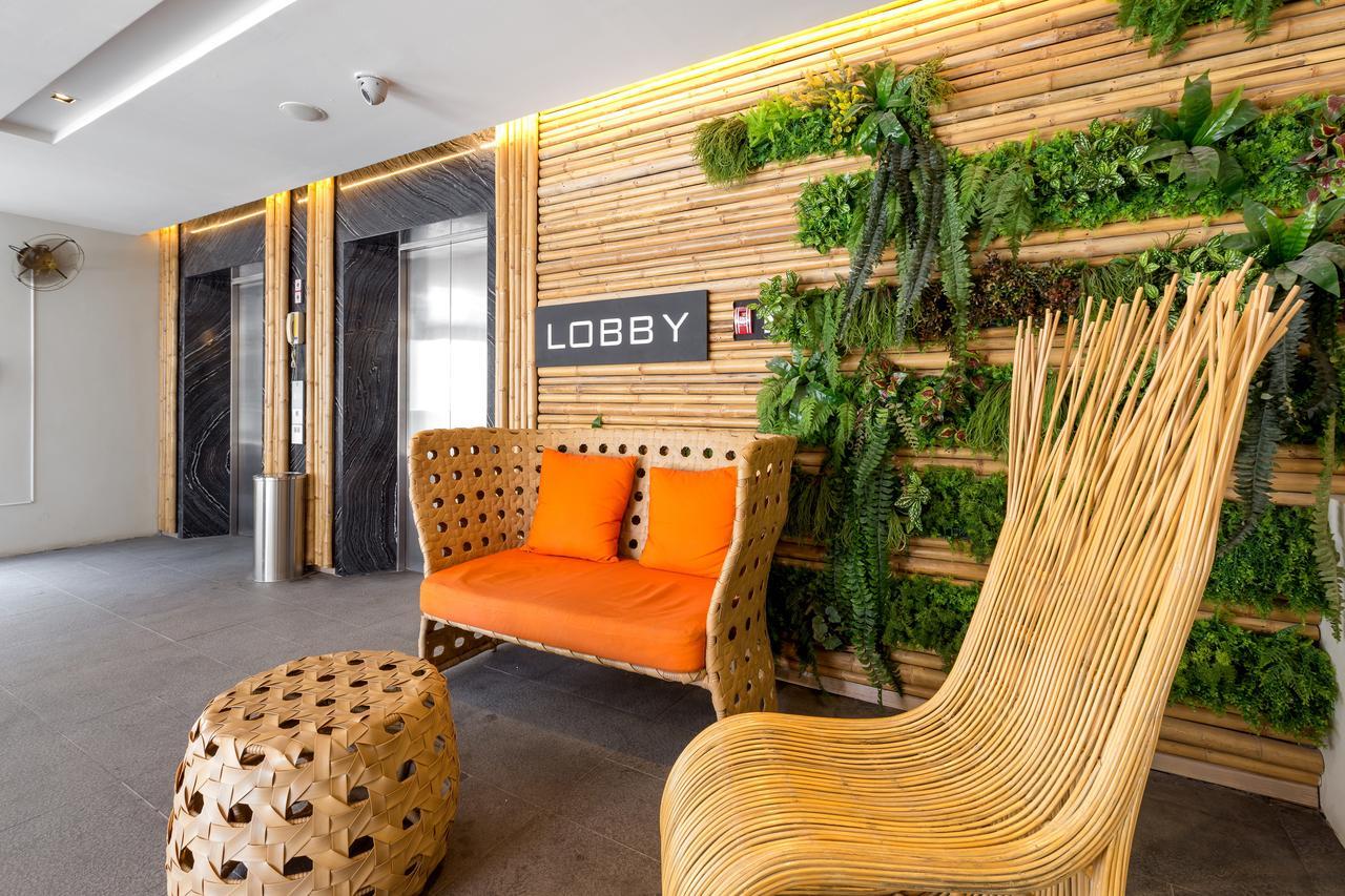 Journeyhub Phuket Hotel 4*