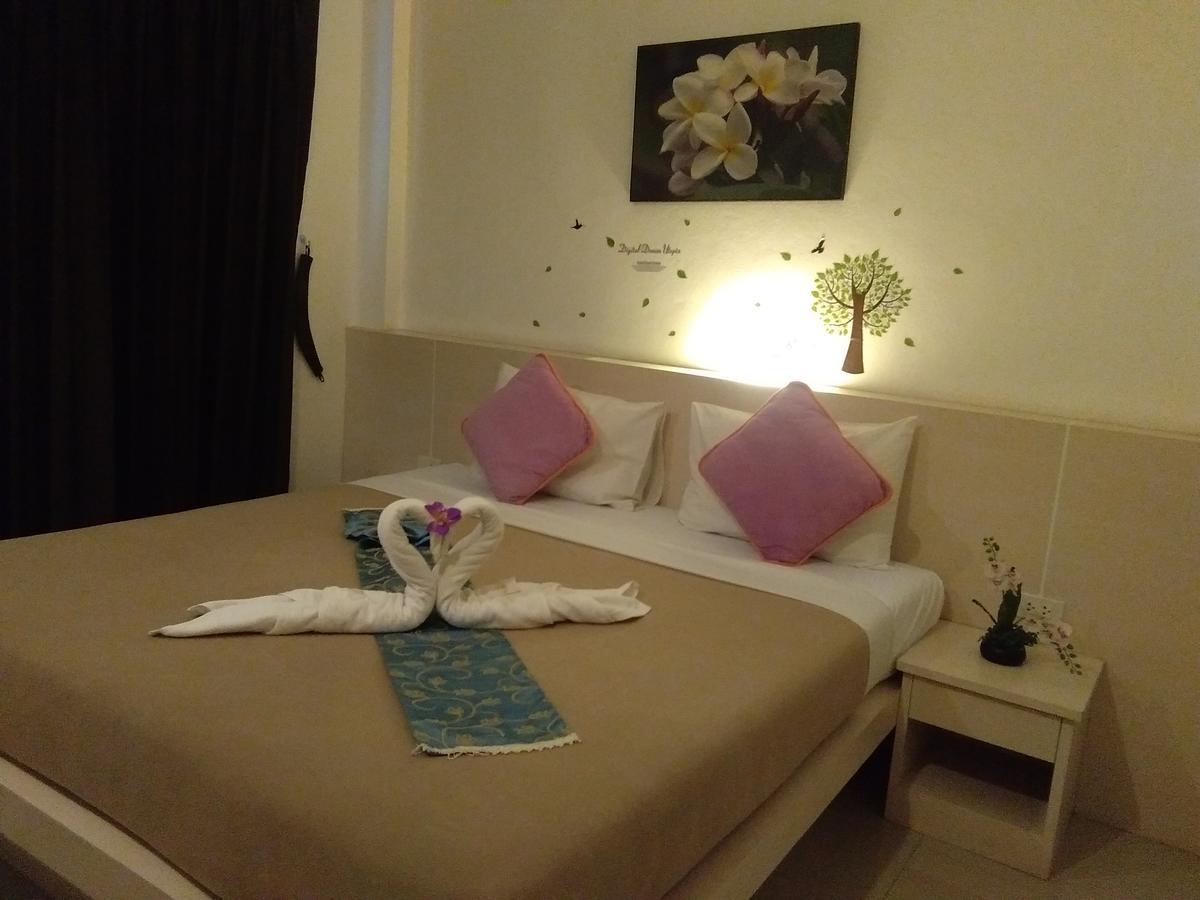 Phuthara Albergue Phuket