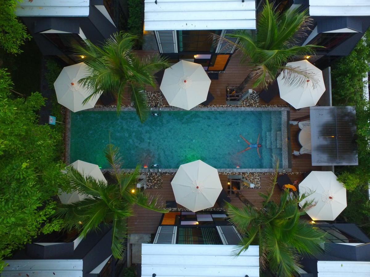 Bukit Pool - Sha Extra Patong