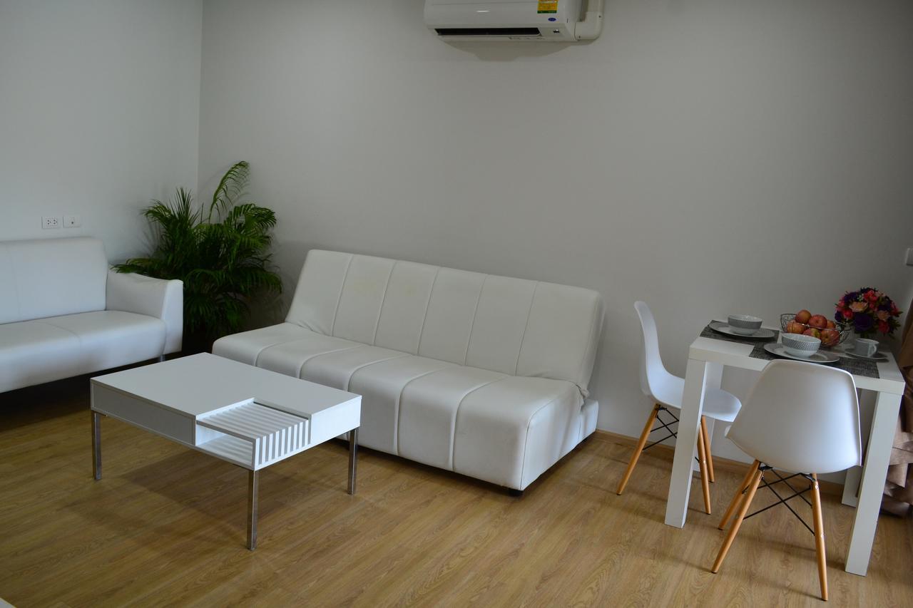 Ozone Apartment *