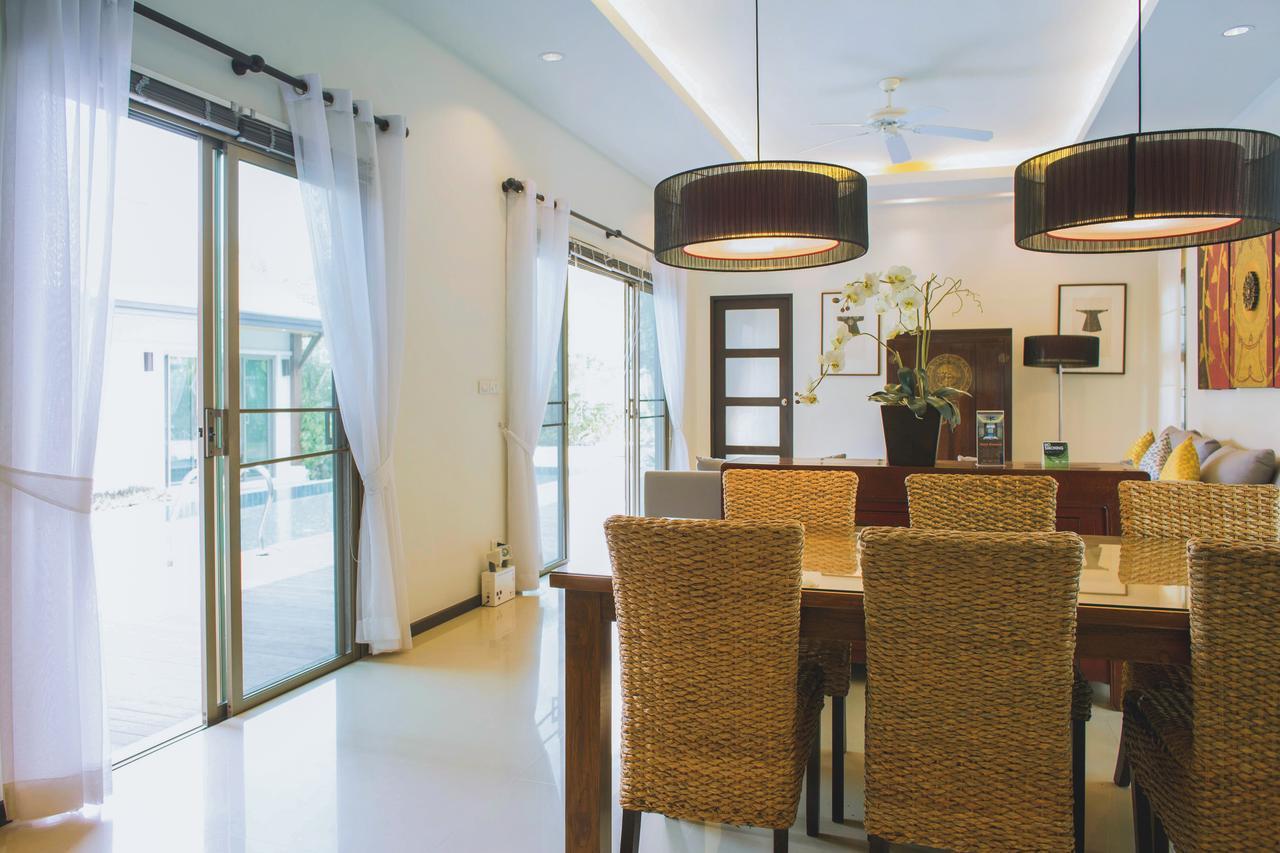 Three Bedroom Oriental Villa Nai Harn