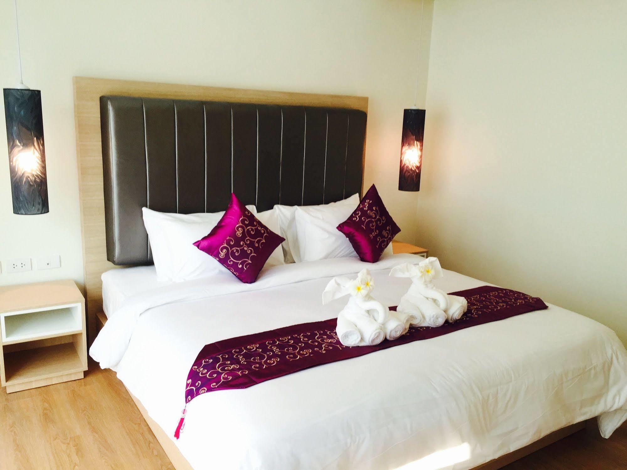 Imperial Ocean Palms Service Apartment *