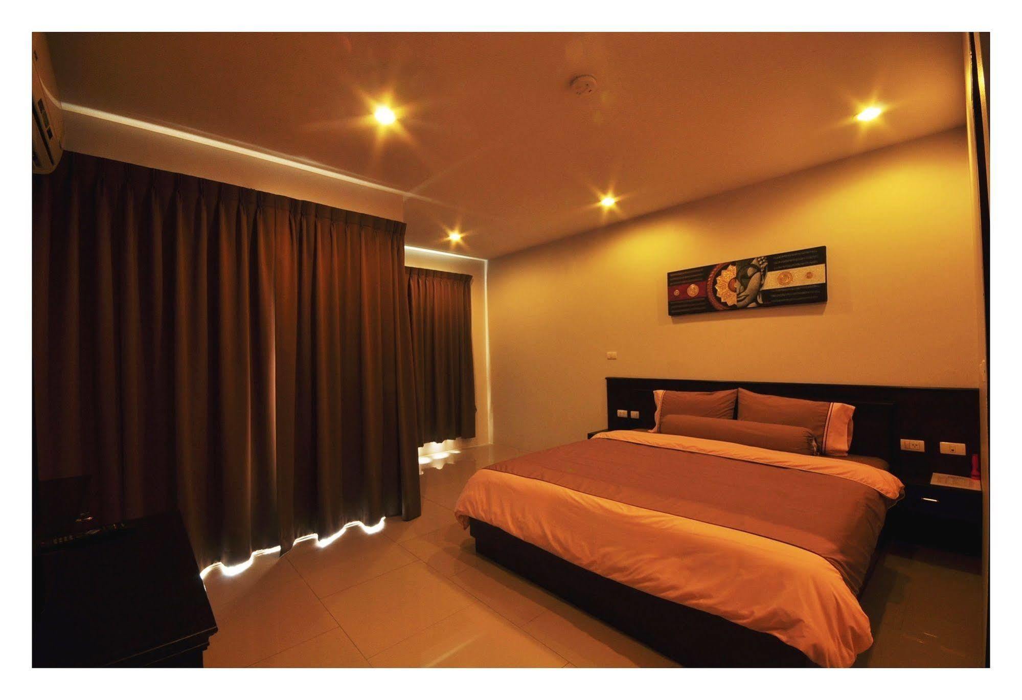 Hostel The Bedroom Kata Beach (Phuket)