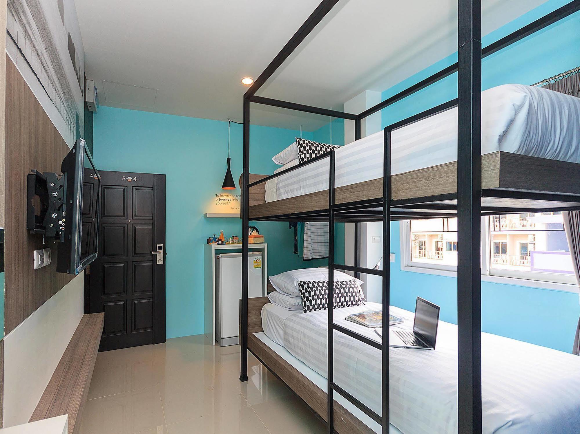 Hotel The Journey 3*