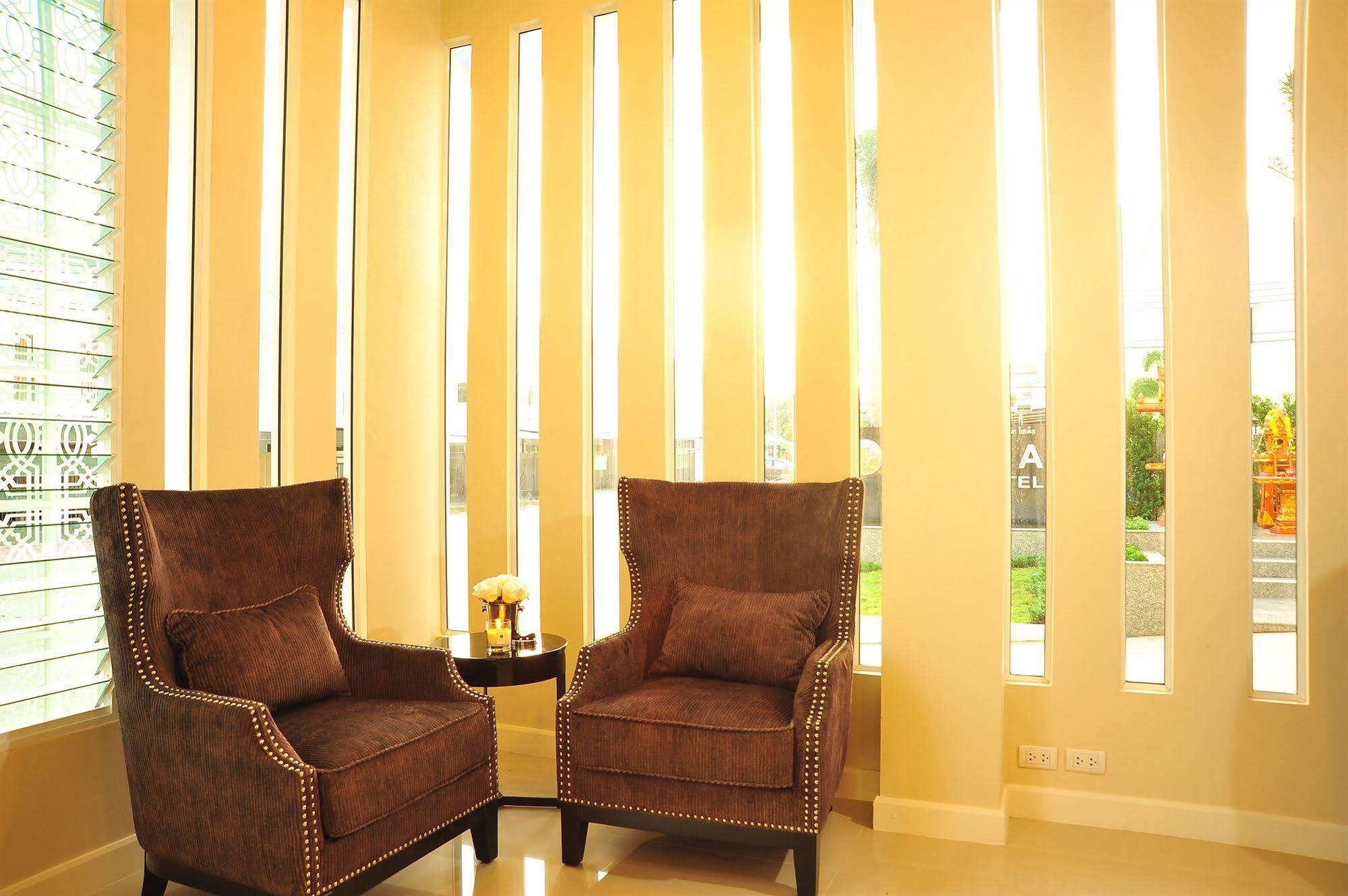 Ratana Rassada, Town- Sha Extra Phuket