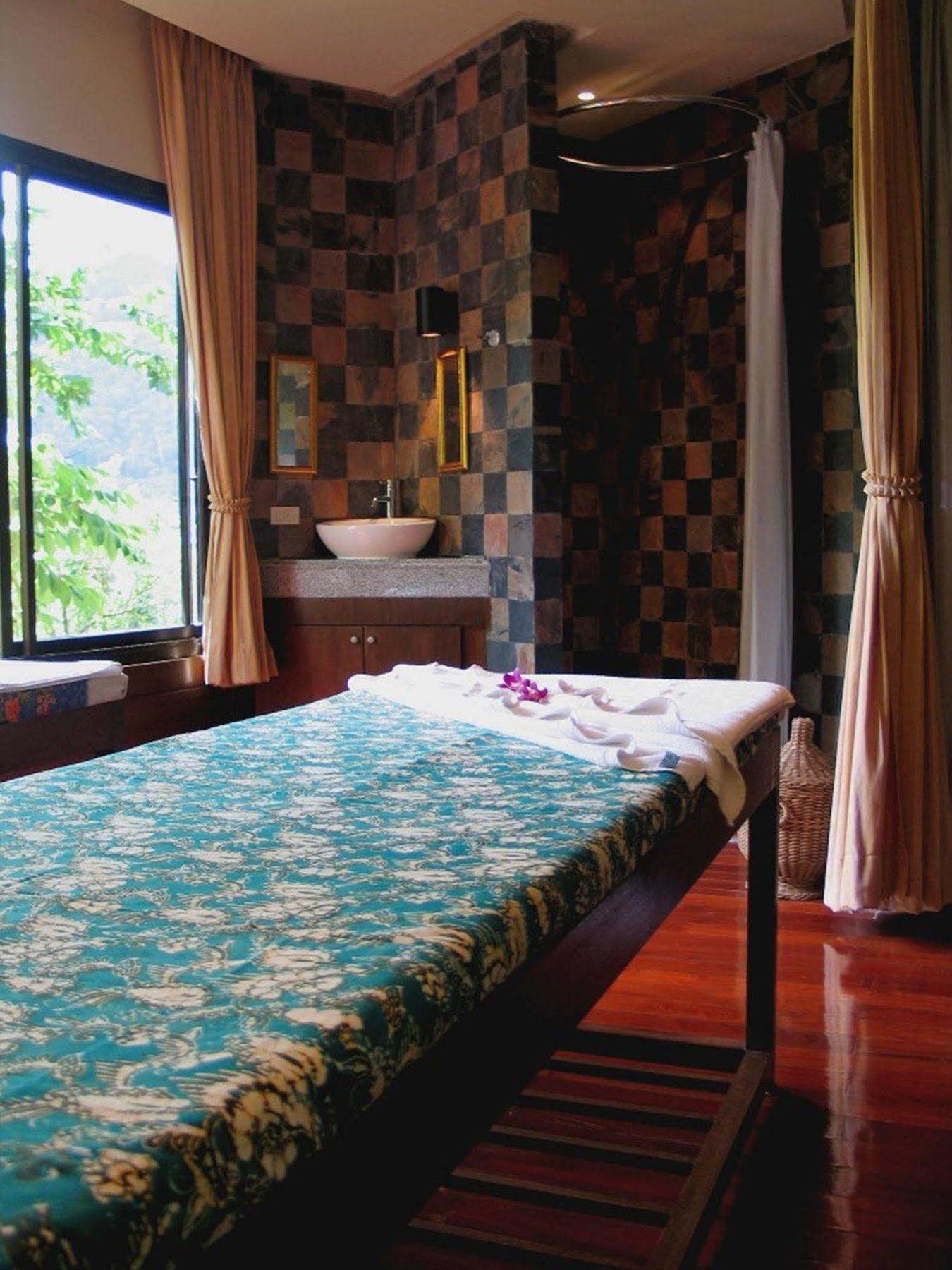 Peach Hill - Sha Resort Strand Kata