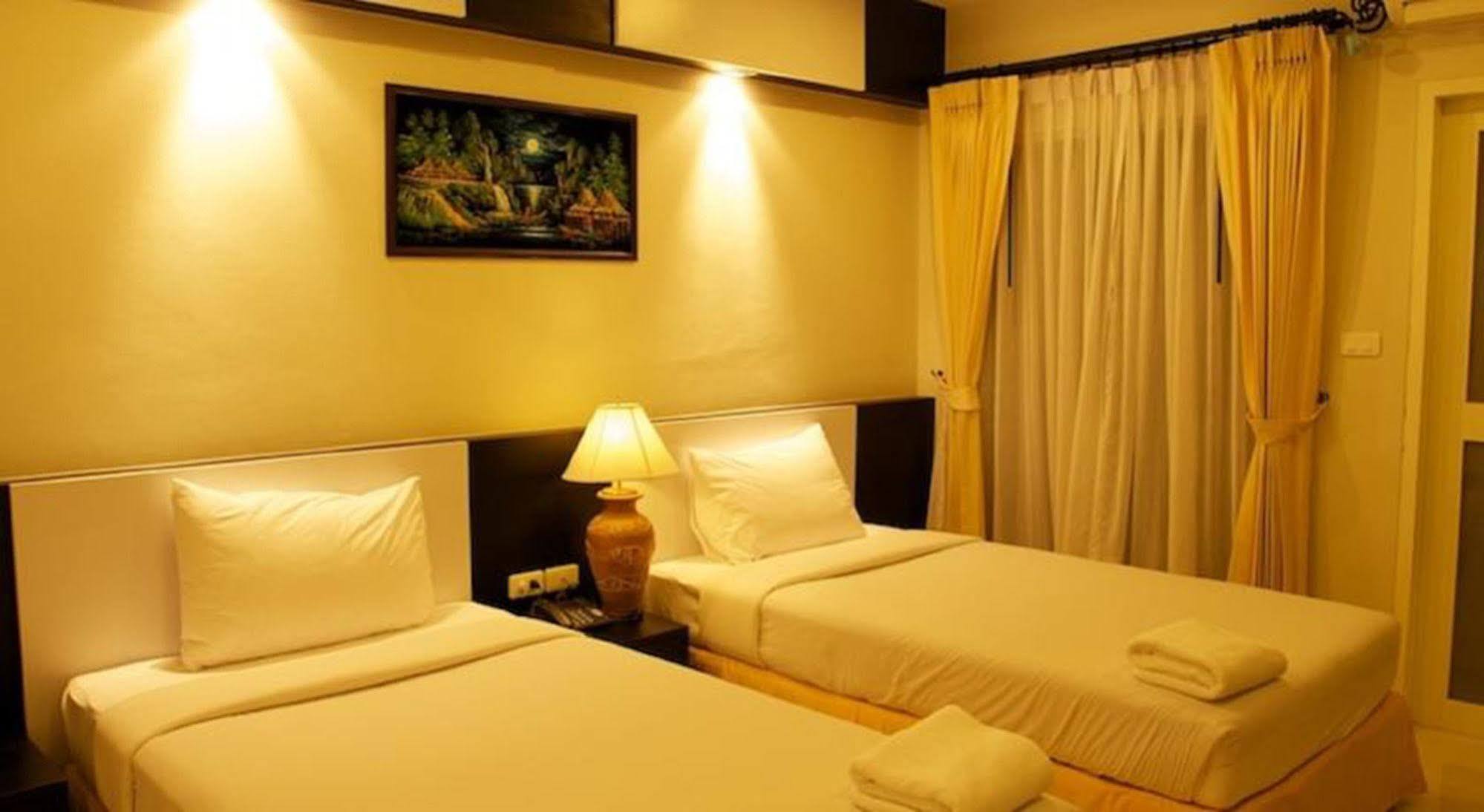 Airport Mansion Phuket Hotel 3*
