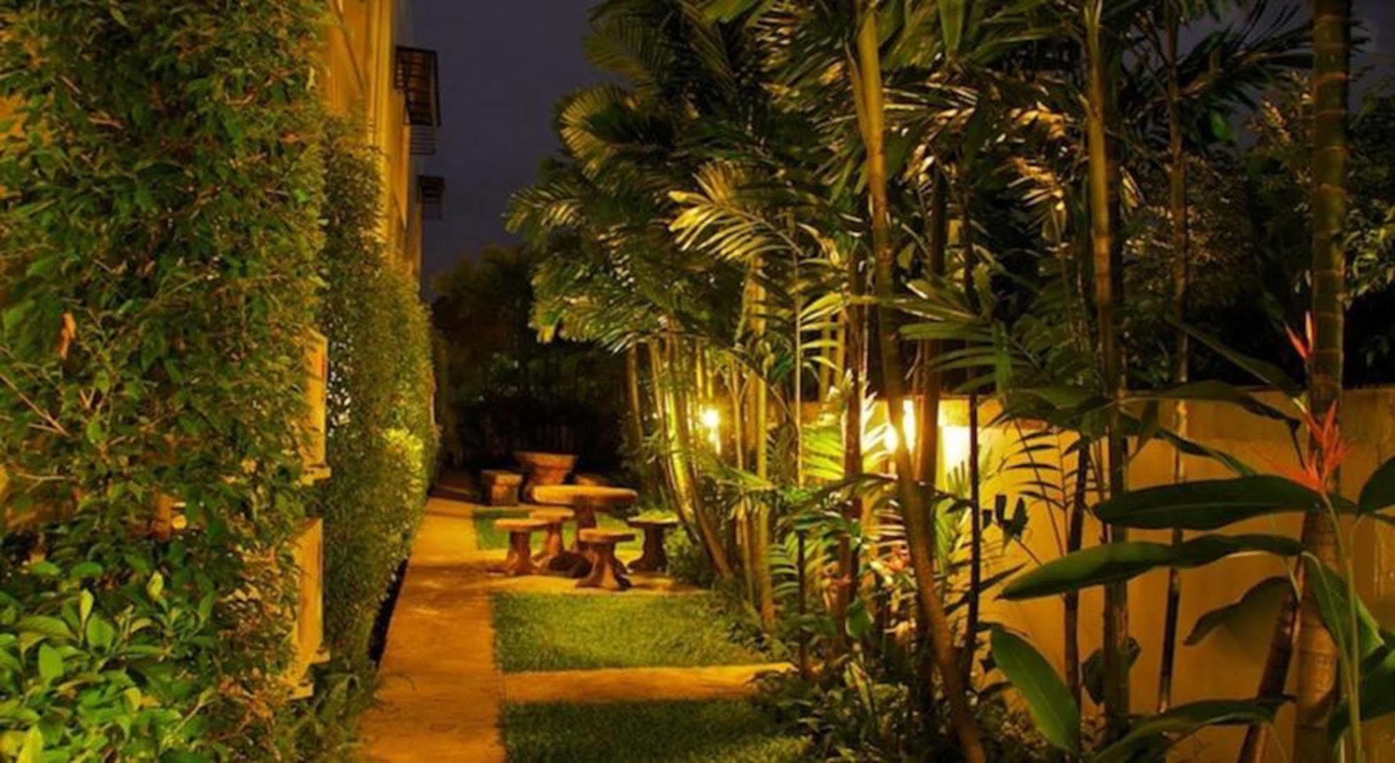Airport Mansion Phuket 3*