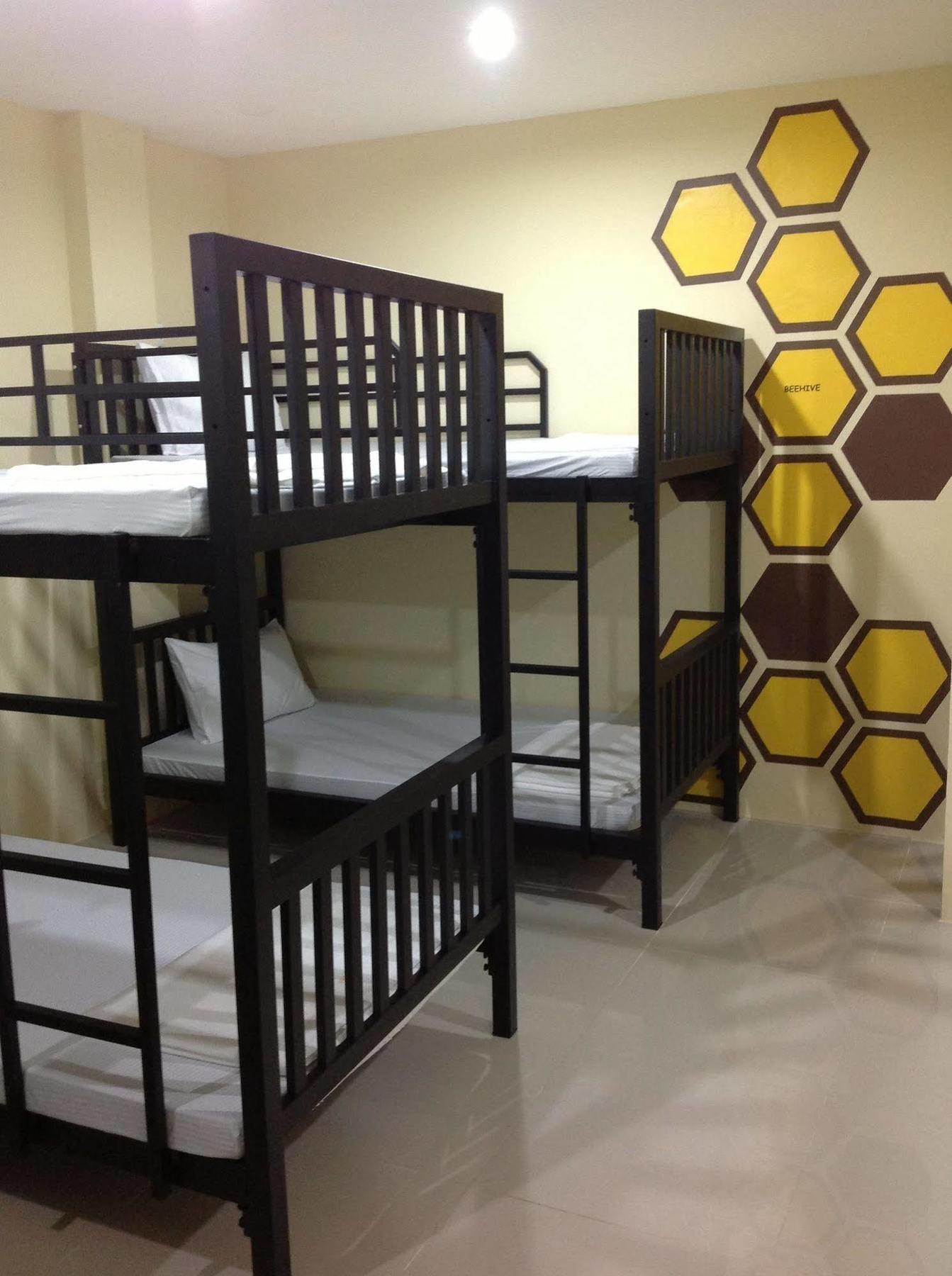 Hostel Beehive Patong