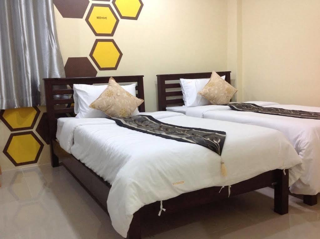 Hostel Beehive