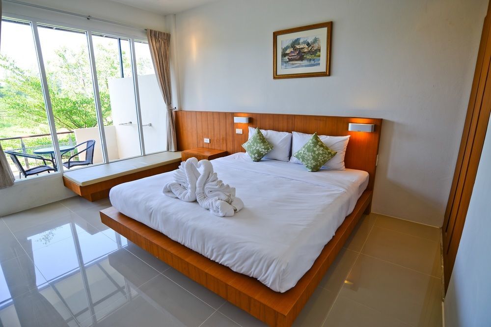 Resort The Touch Naiyang & Fitness 3*