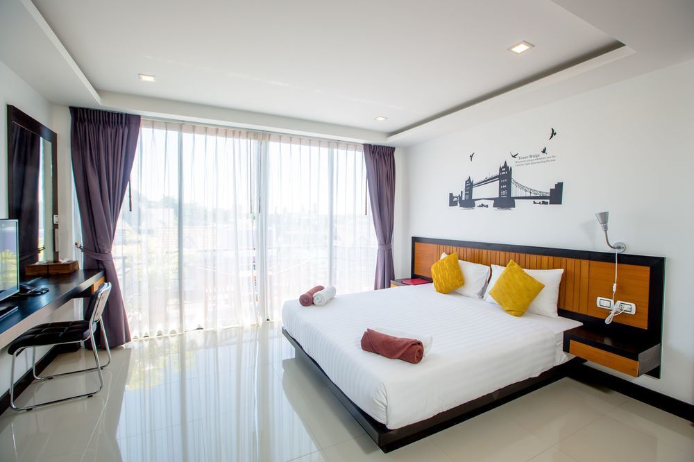 Hotel Miracle House