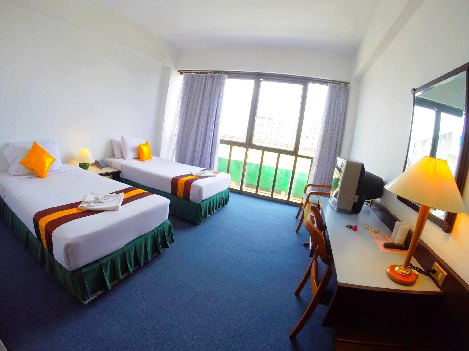 Hotel Town
