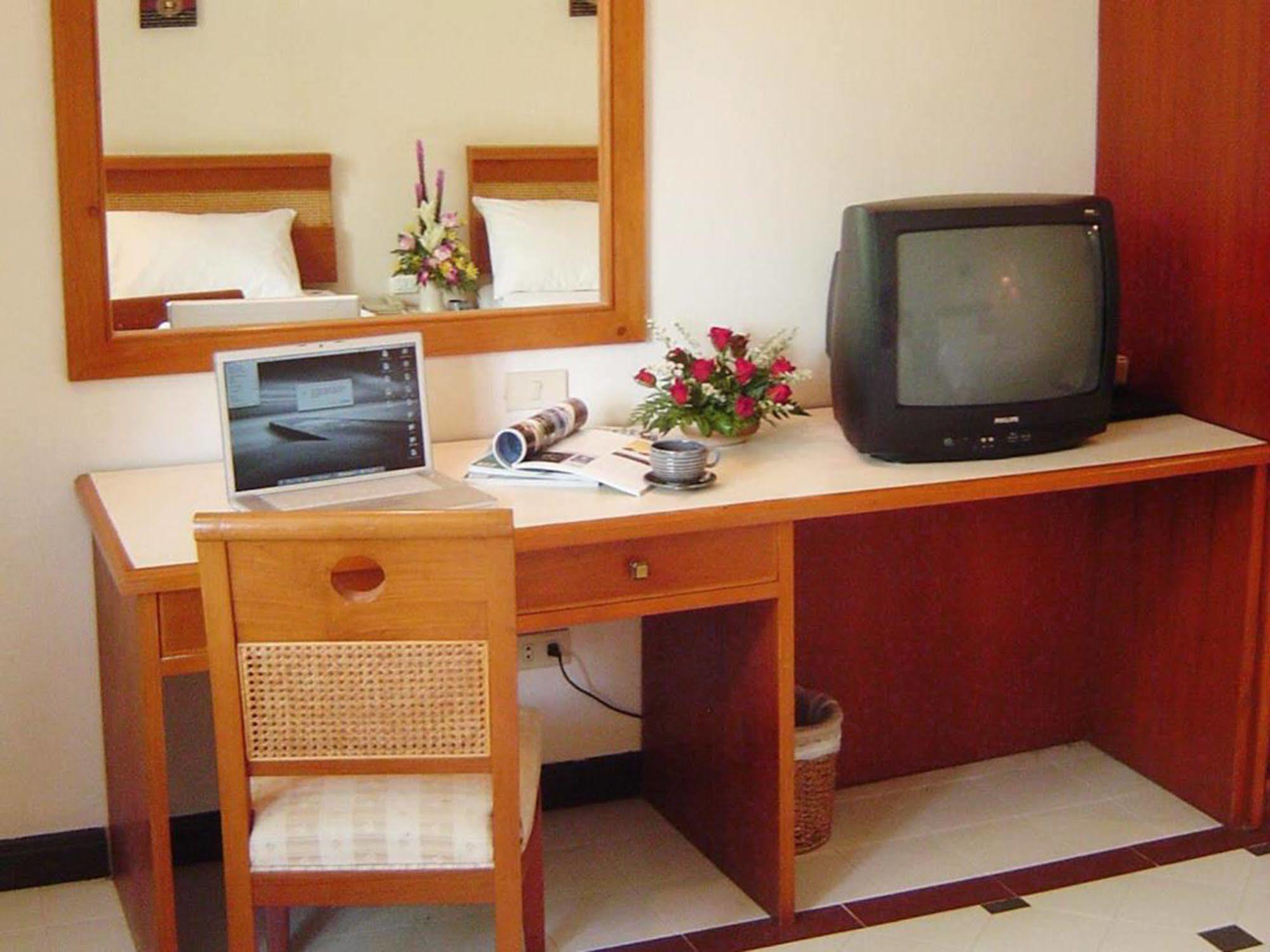 Sunset Mansion Apartment Patong