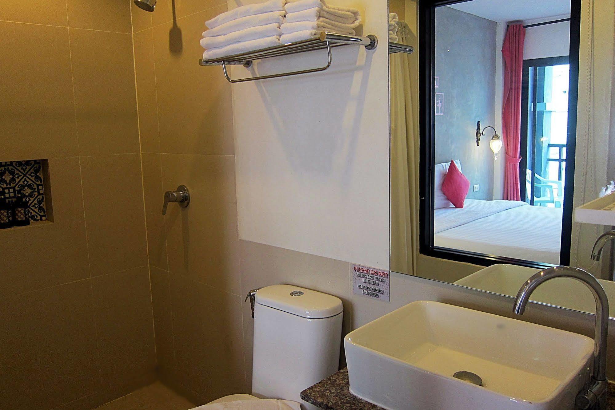Hotel Acca Patong 3*