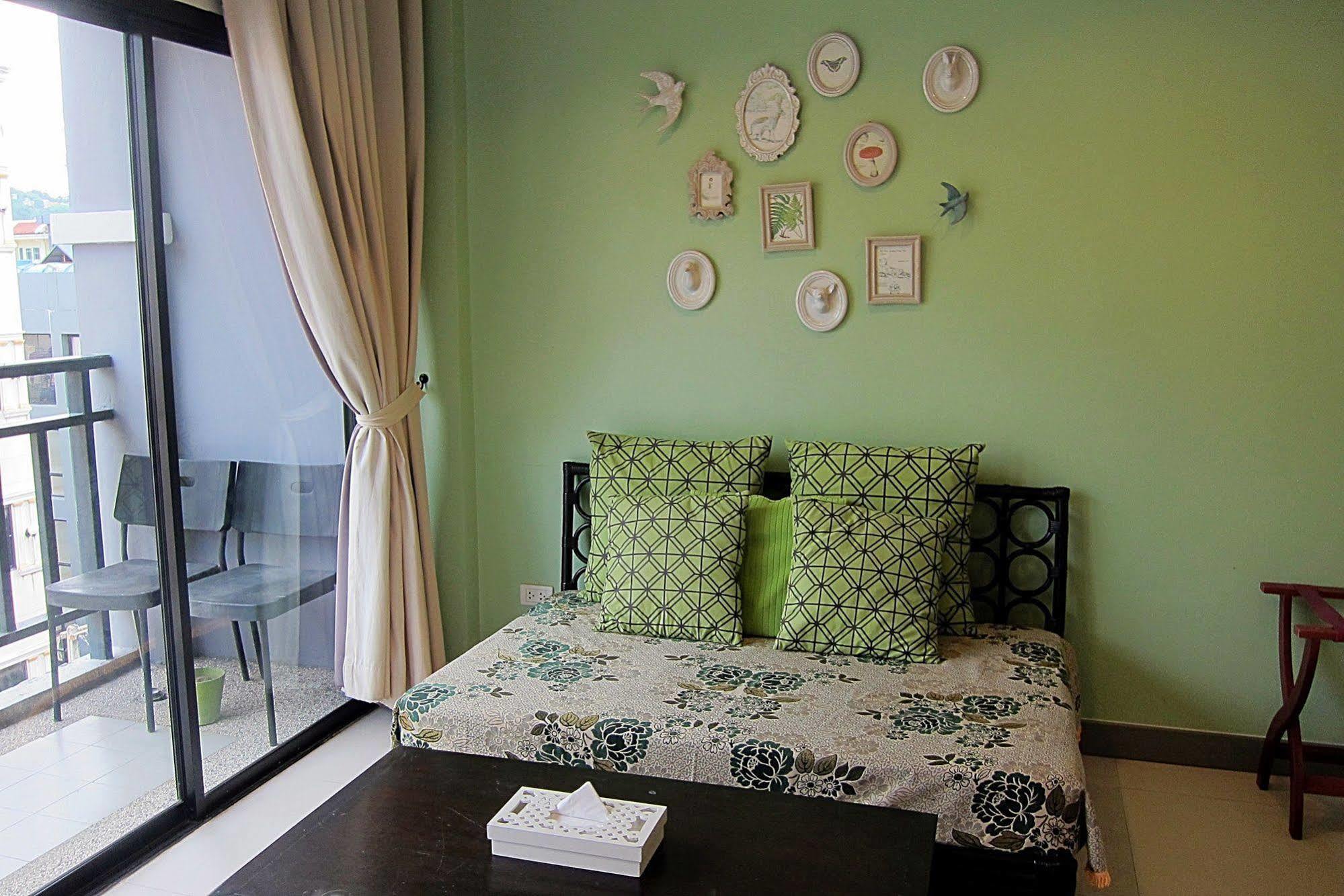 Hotel Acca Patong