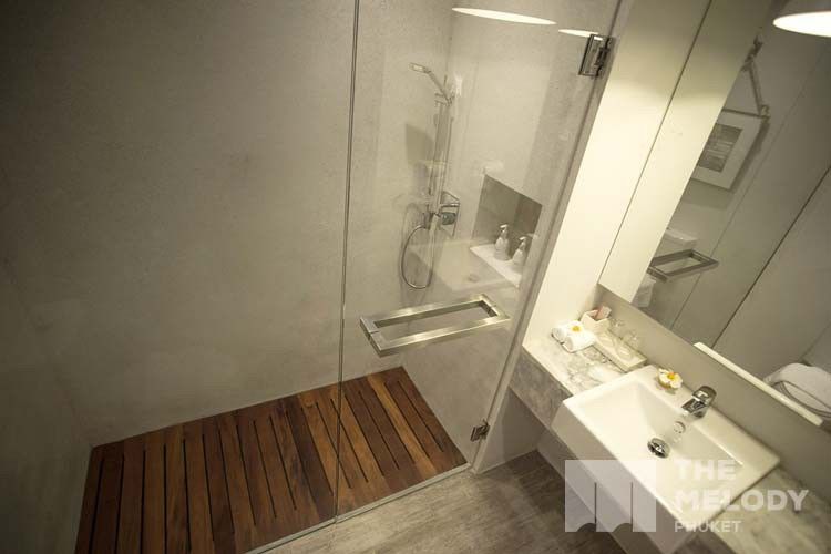 The Melody Phuket - Sha Extra Hotel 4*