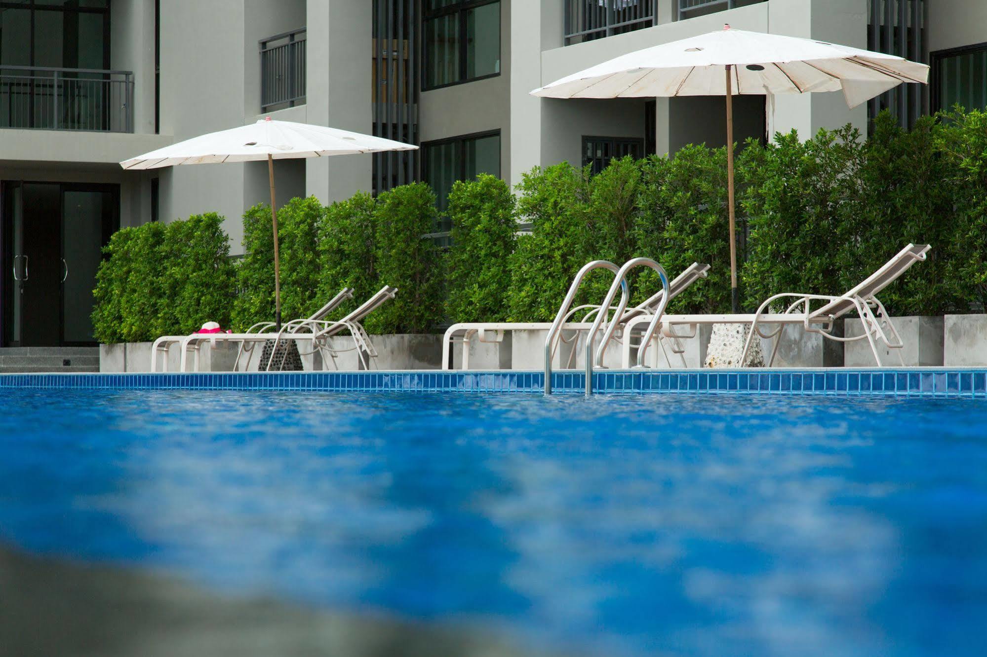Sugar Palm Hotel