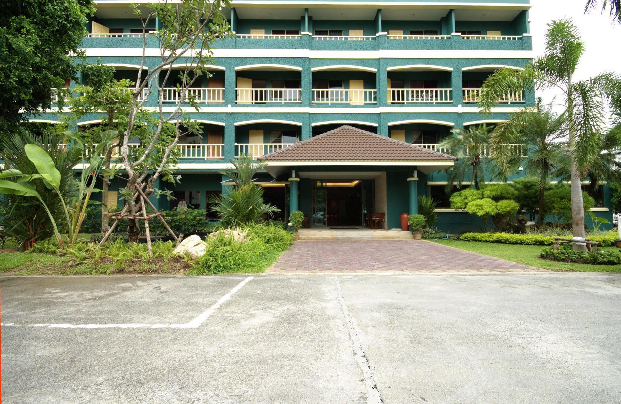 Hotel Pattra Mansion By Aksara Collection Phuket
