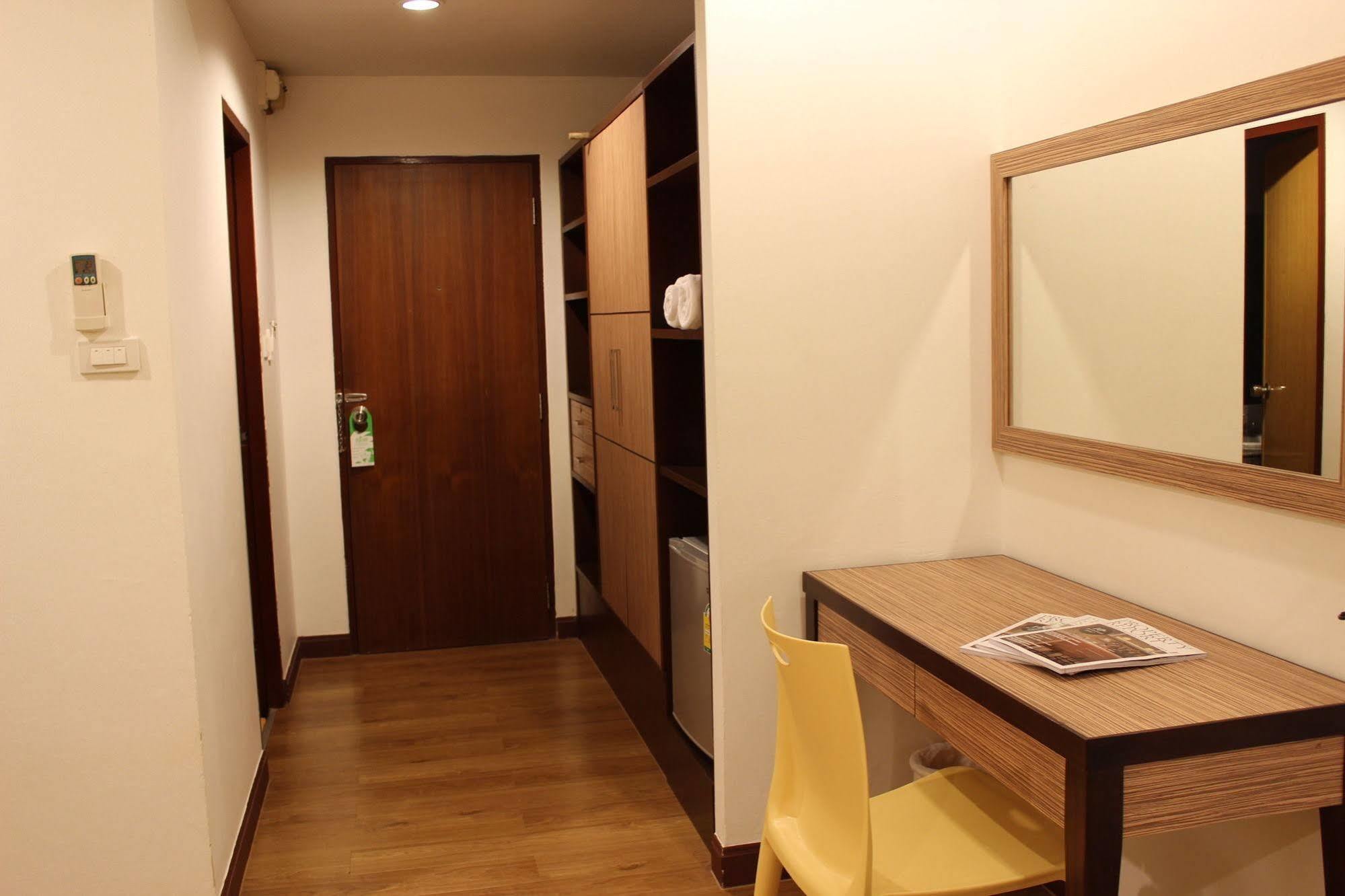 Hotel Pattra Mansion By Aksara Collection