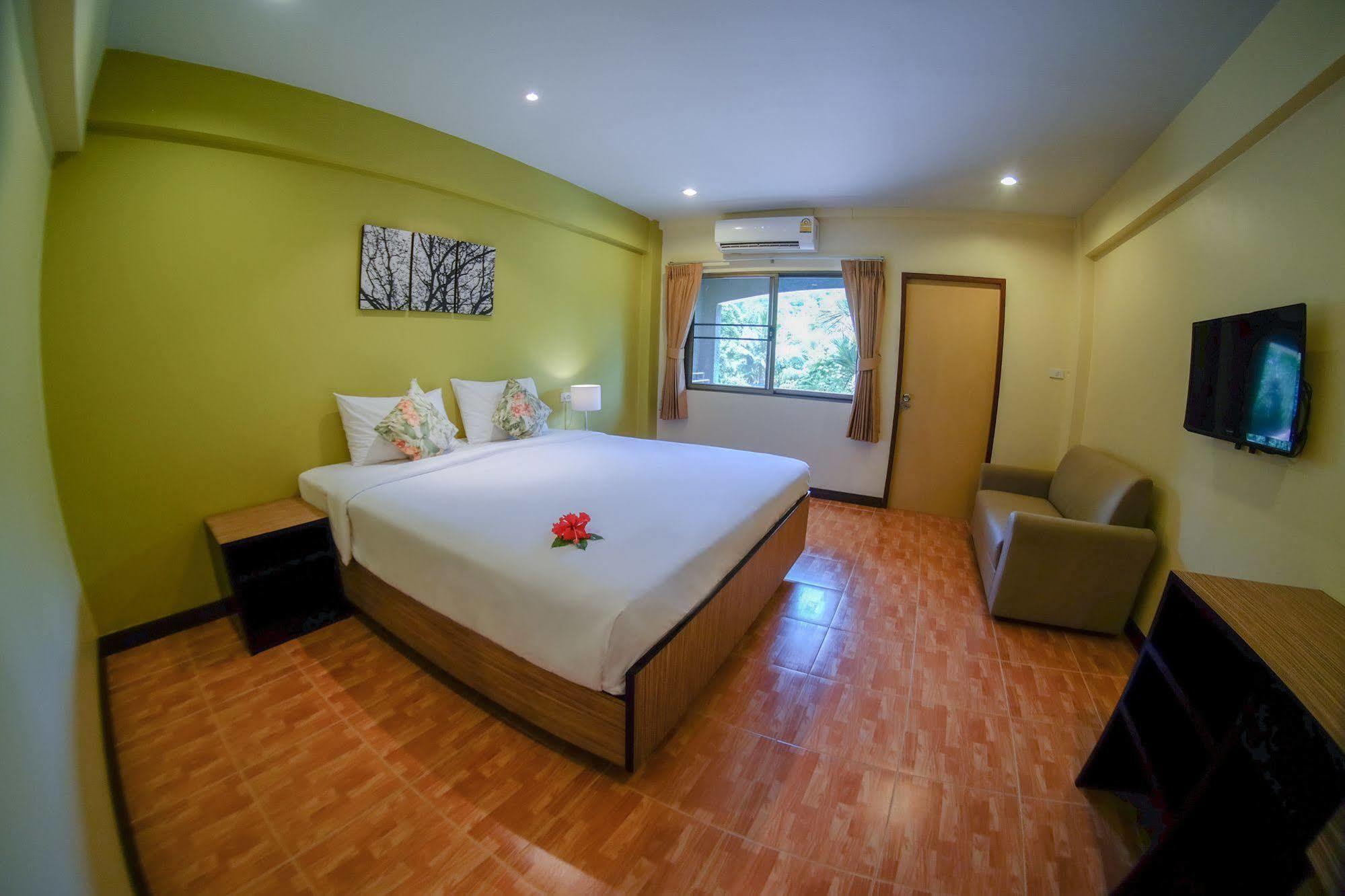 Pattra Mansion By Aksara Collection Hotel 2*