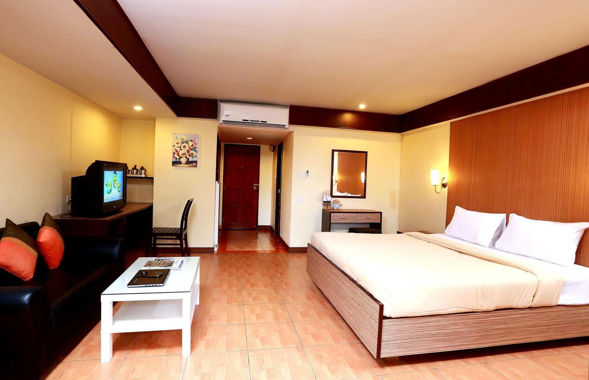 Pattra Mansion By Aksara Collection Hotel
