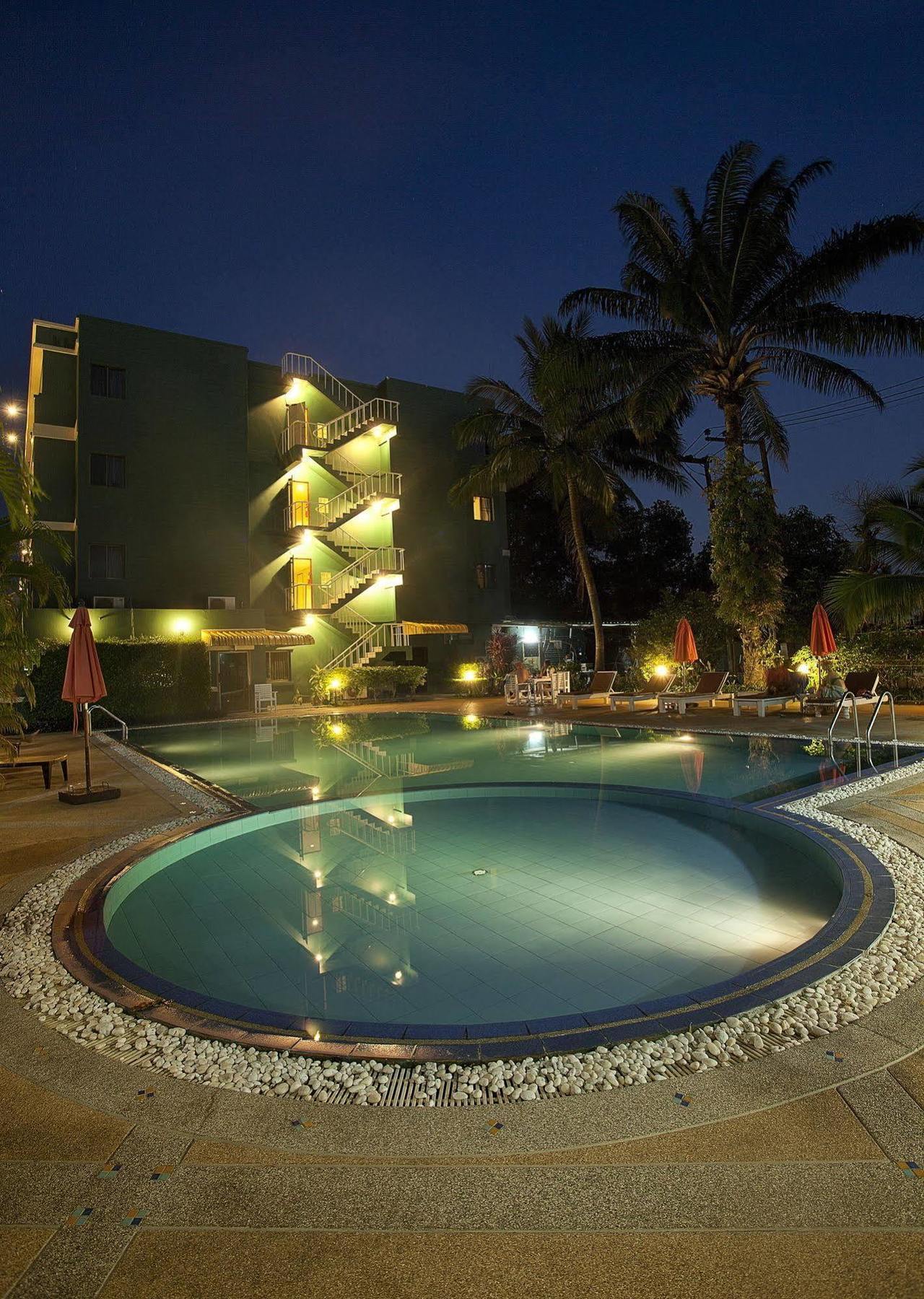 Pattra Mansion By Aksara Collection Hotel 2*