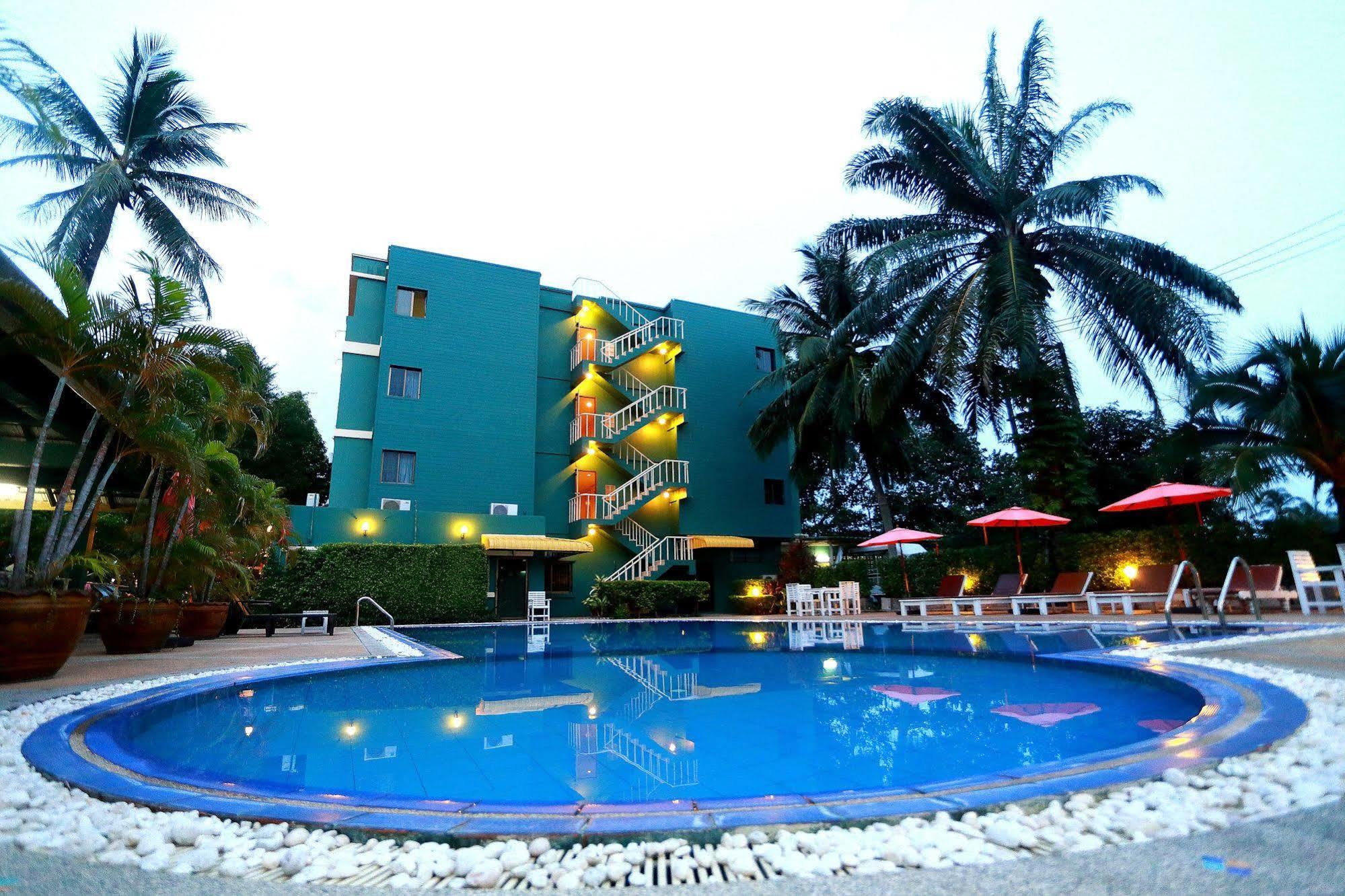 Hotel Pattra Mansion By Aksara Collection