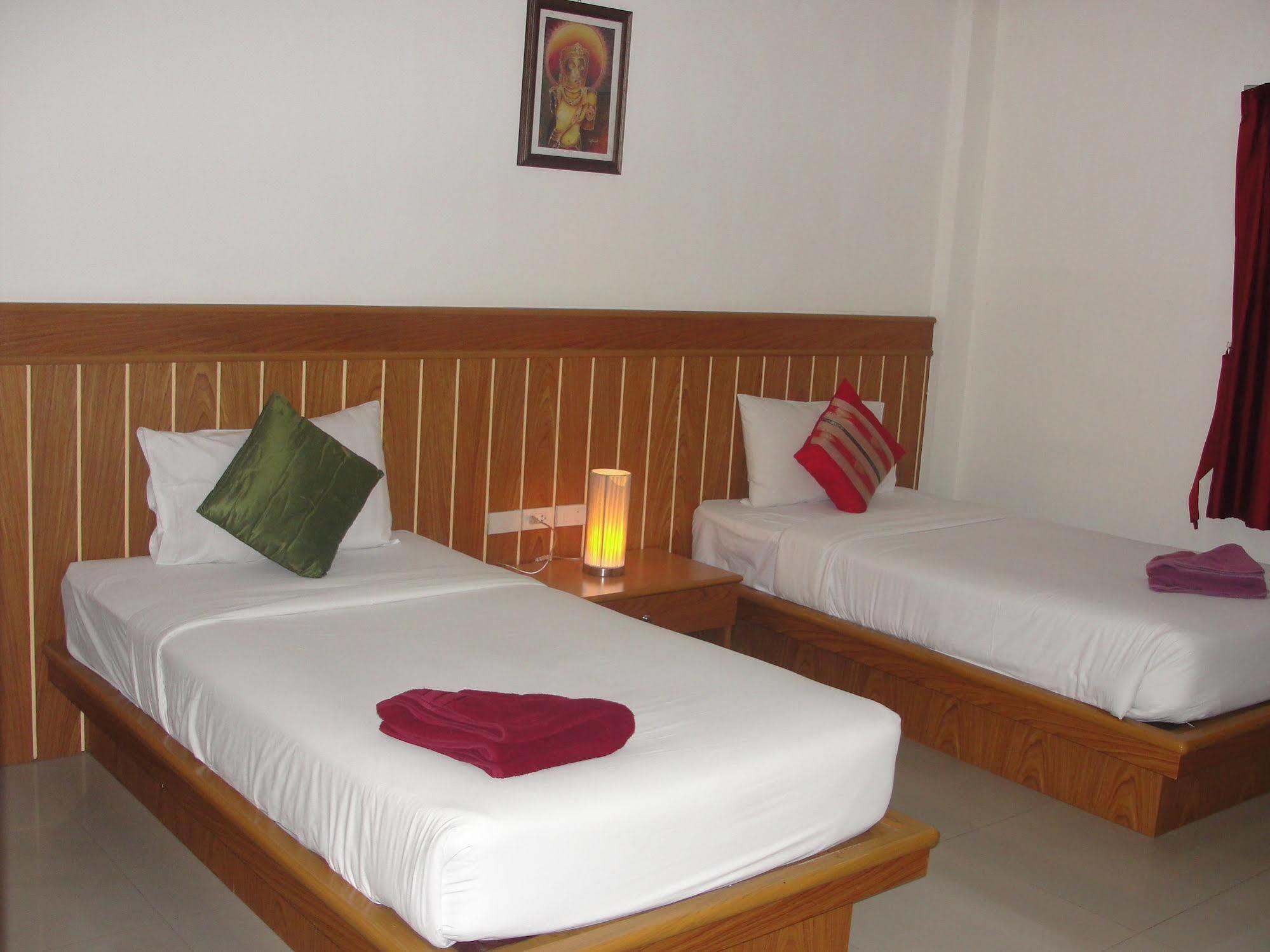 Guest house Park Eden Patong