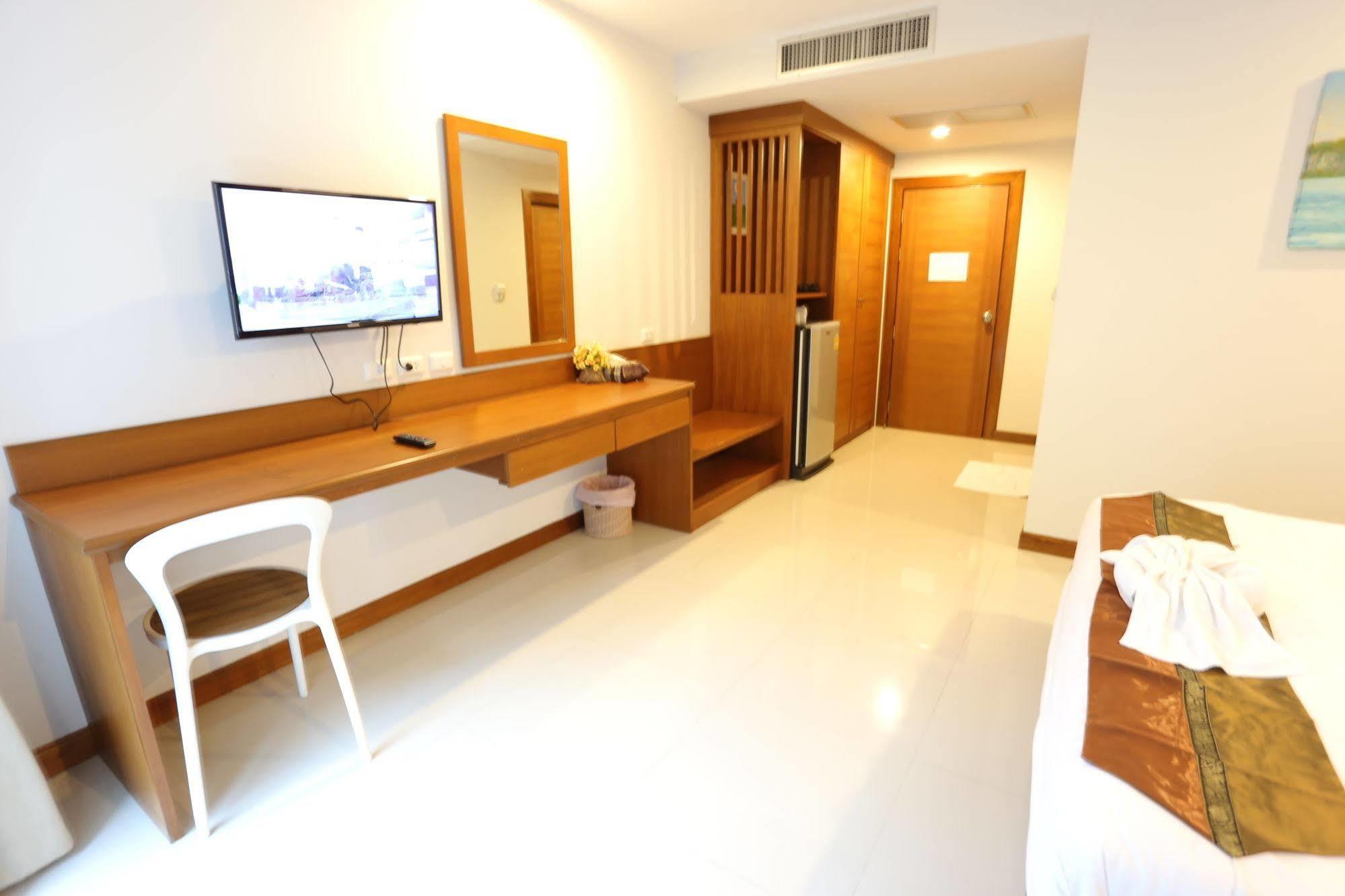 Apartment Rojjana