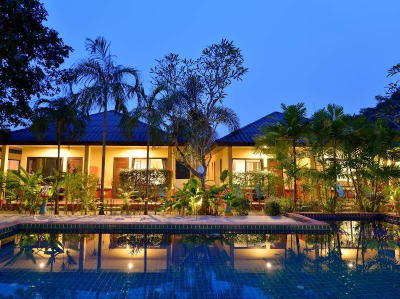 Tempat peranginan Happy Chalong