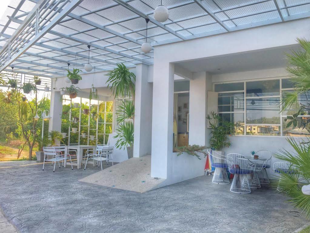 Chill House At Naiyang Nai Yang Beach