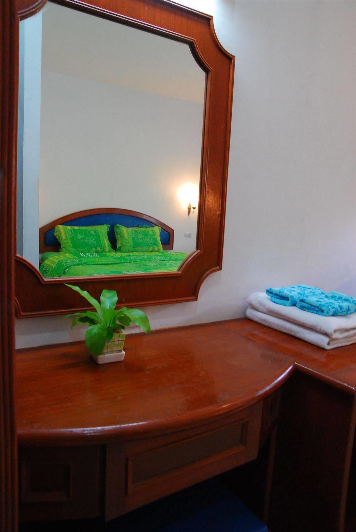 Ps 2 Phuket - Sha Hotel