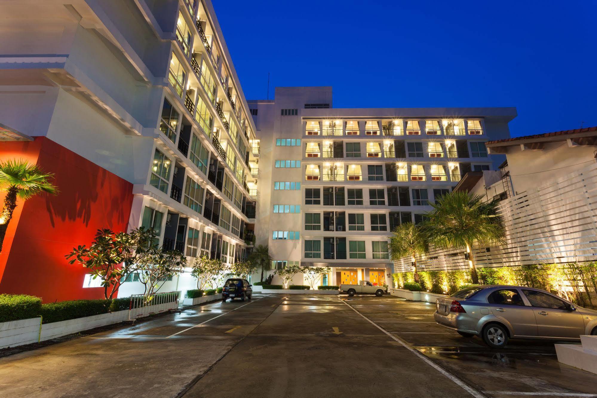 Hotel Rang Hill Phuket