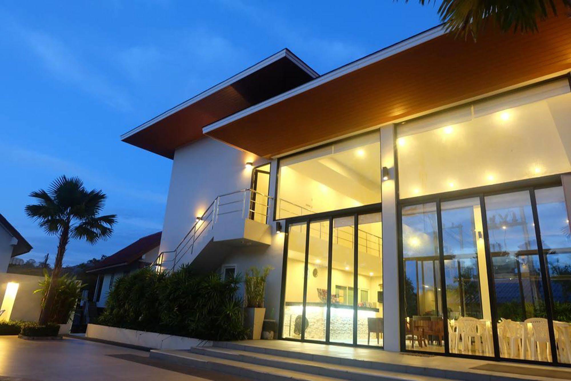 Clear House - Sha Extra Resort Strand Kamala
