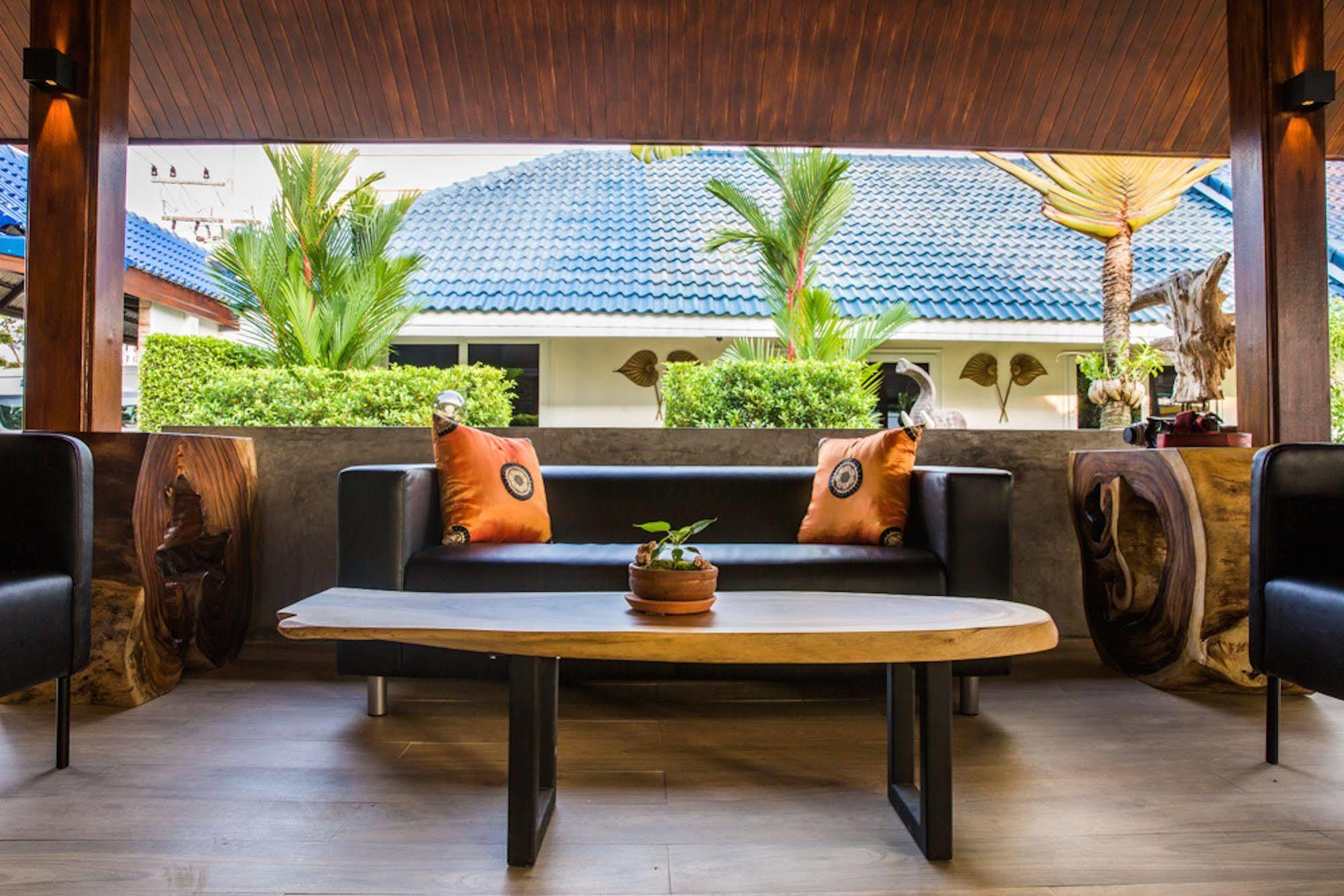 Resort Airport Phuket Nai Yang Beach