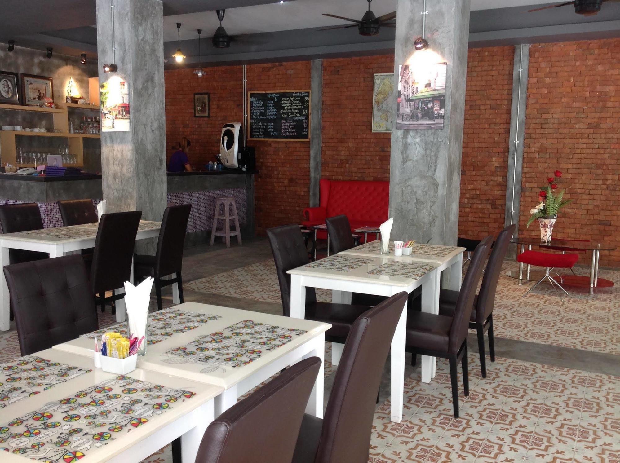 The Rubber Phuket 4*