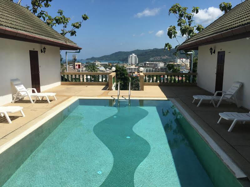 Royal Crown & Palm Hotel 3*