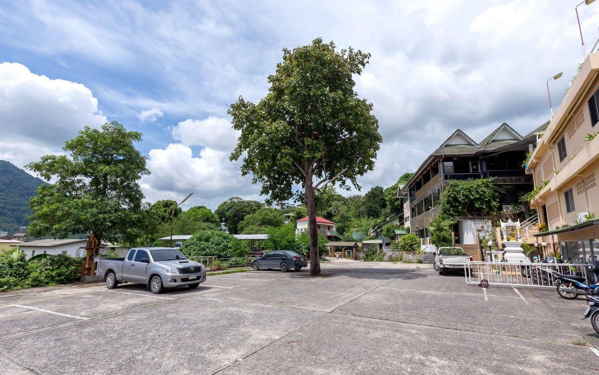 Hotel Royal Crown & Palm