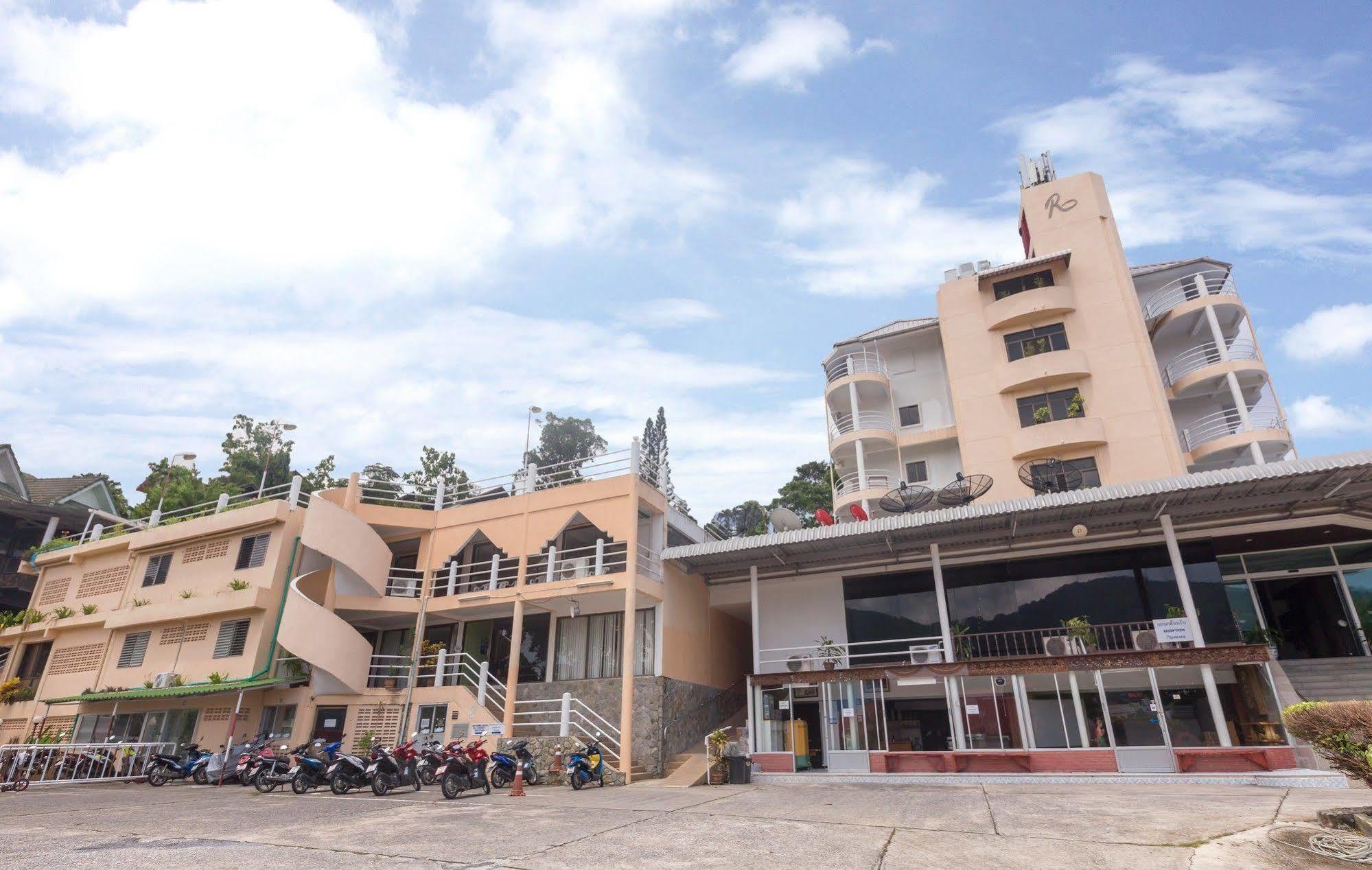 Royal Crown & Palm Hotel