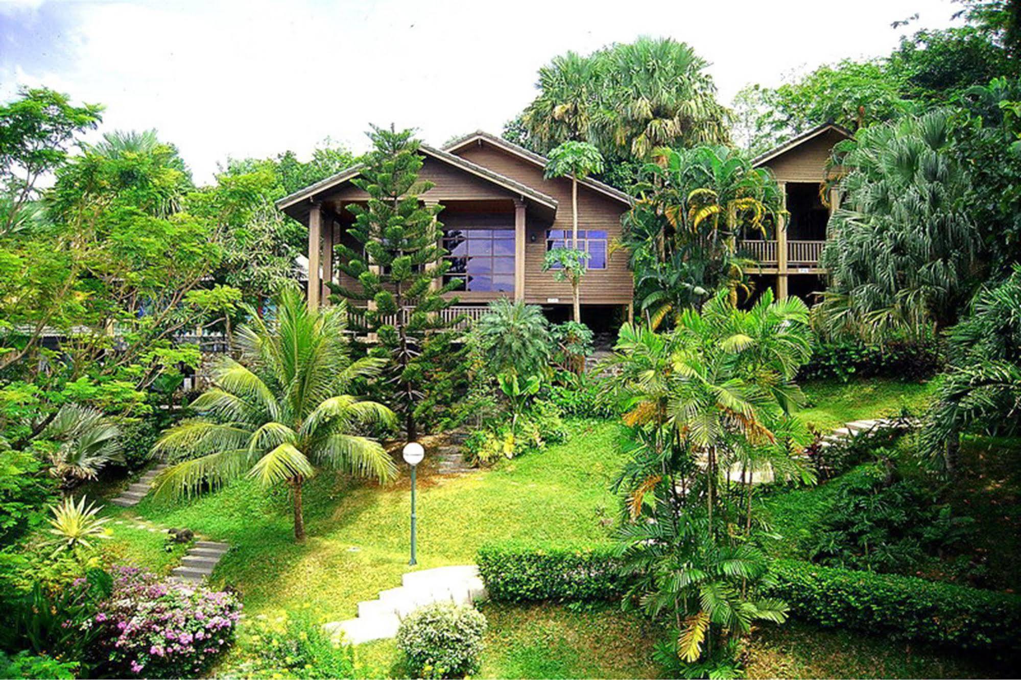 Hotel Royal Crown & Palm