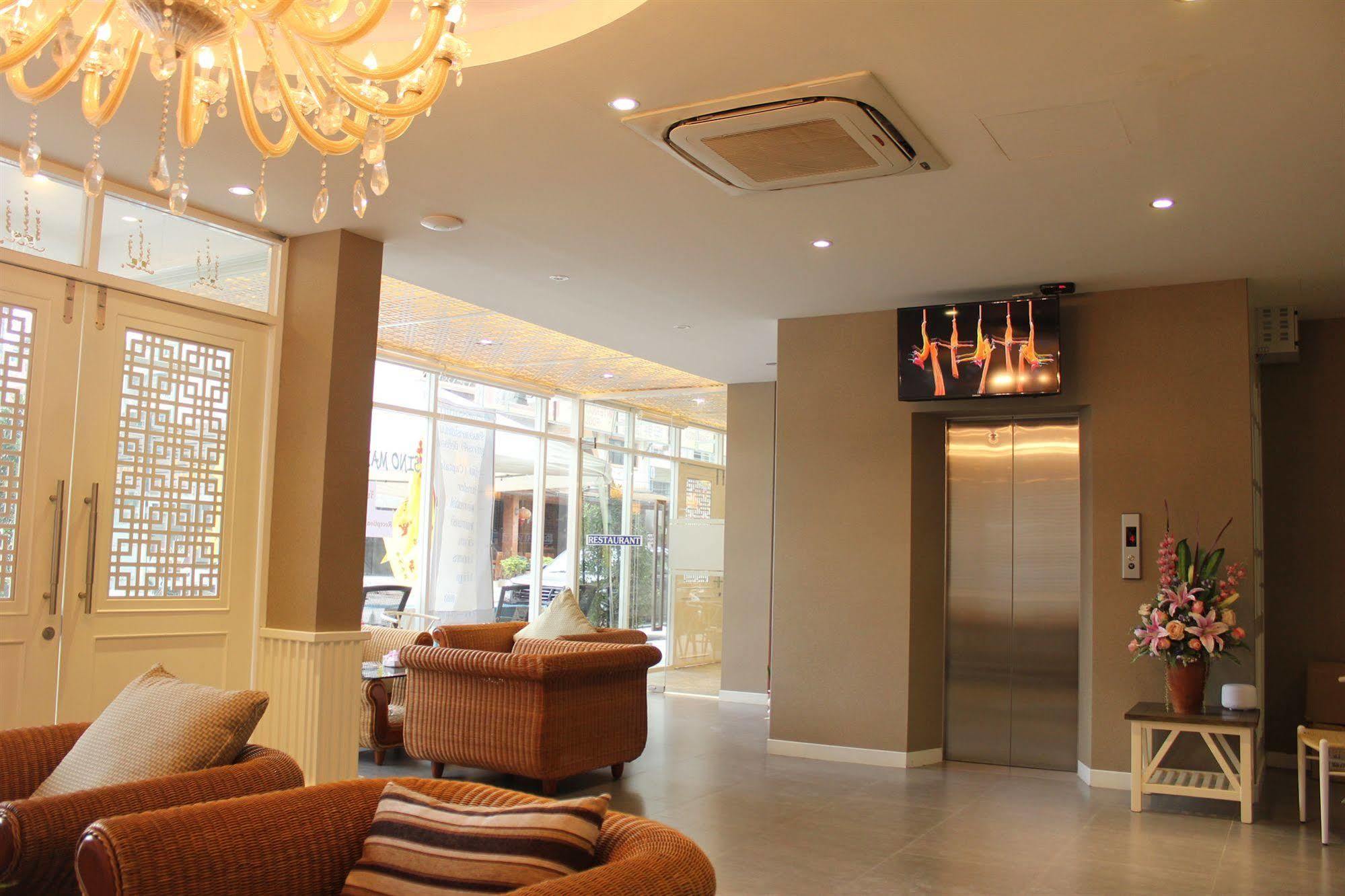 Hotel Sino Maison 3*