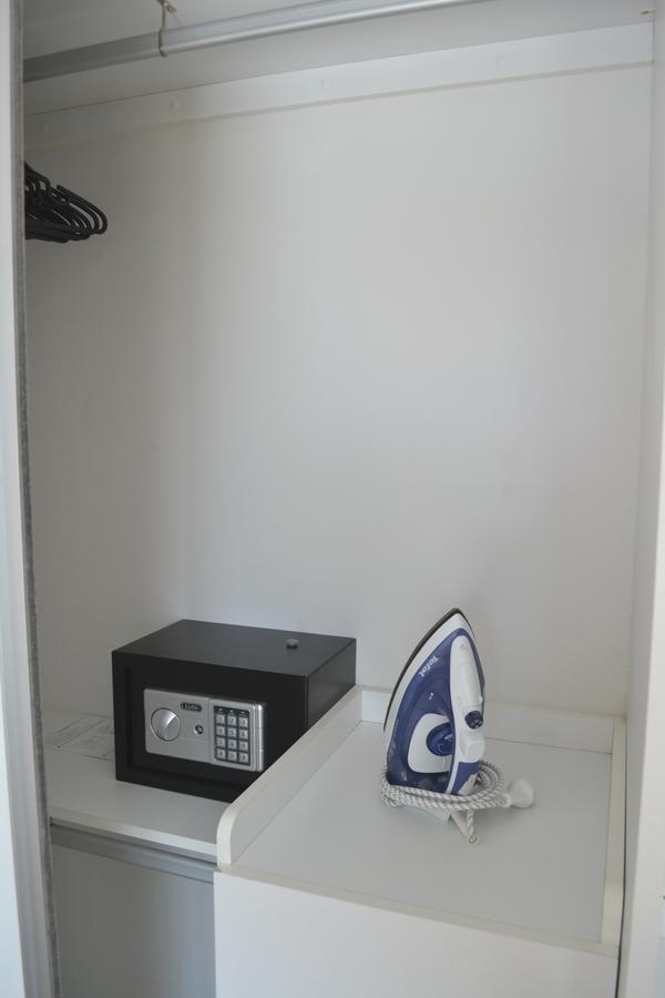 Ozone Apartment *