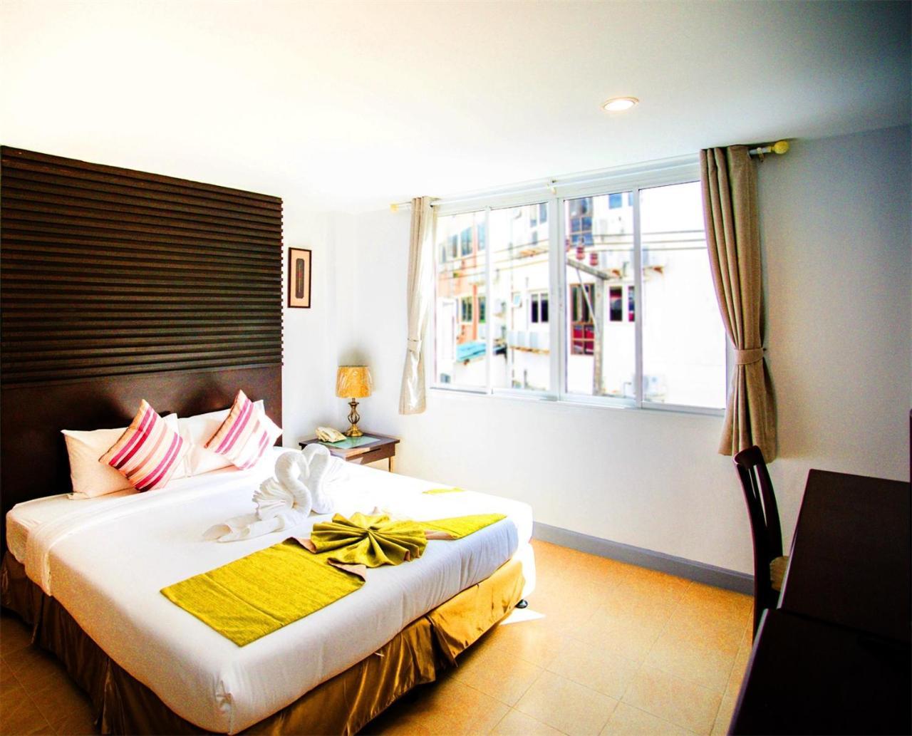 Sino House Gasthof Patong
