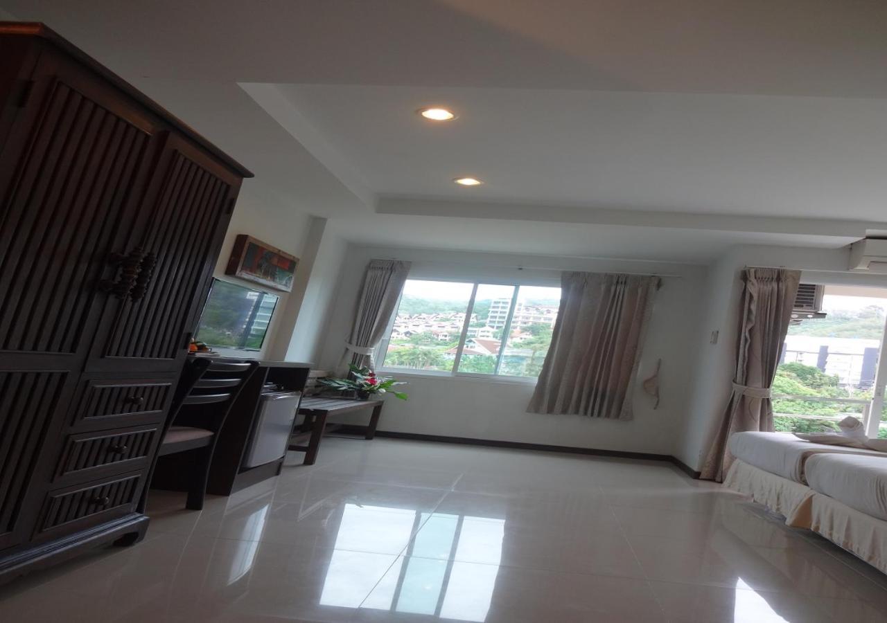 At 2* Patong