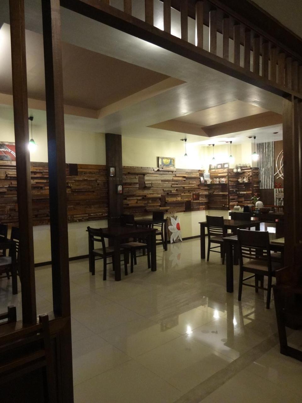 At 2* Patong