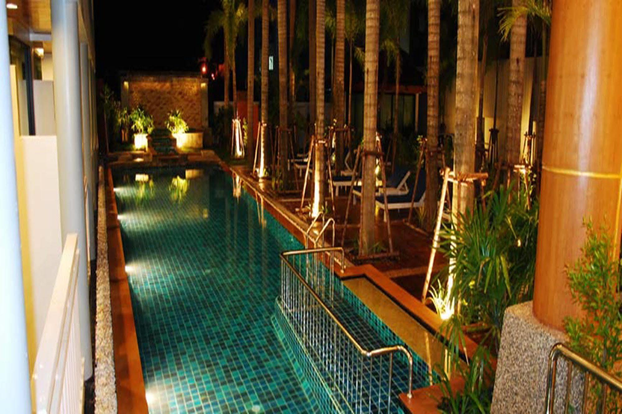 Honey Resort, Praia de Kata
