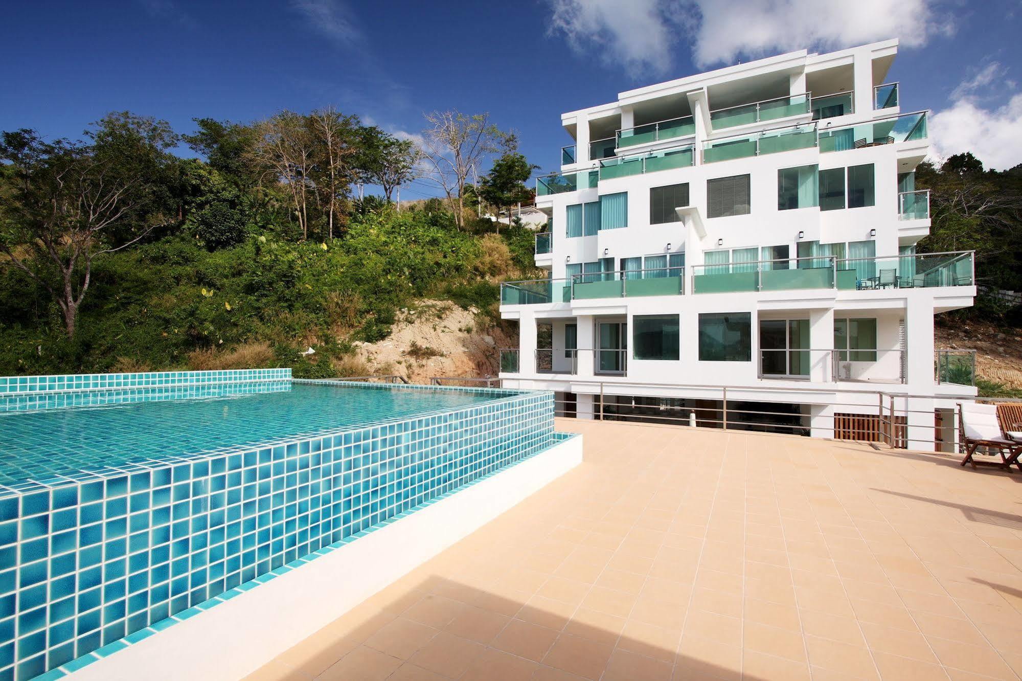 Hotel The Baycliff Residences 4*