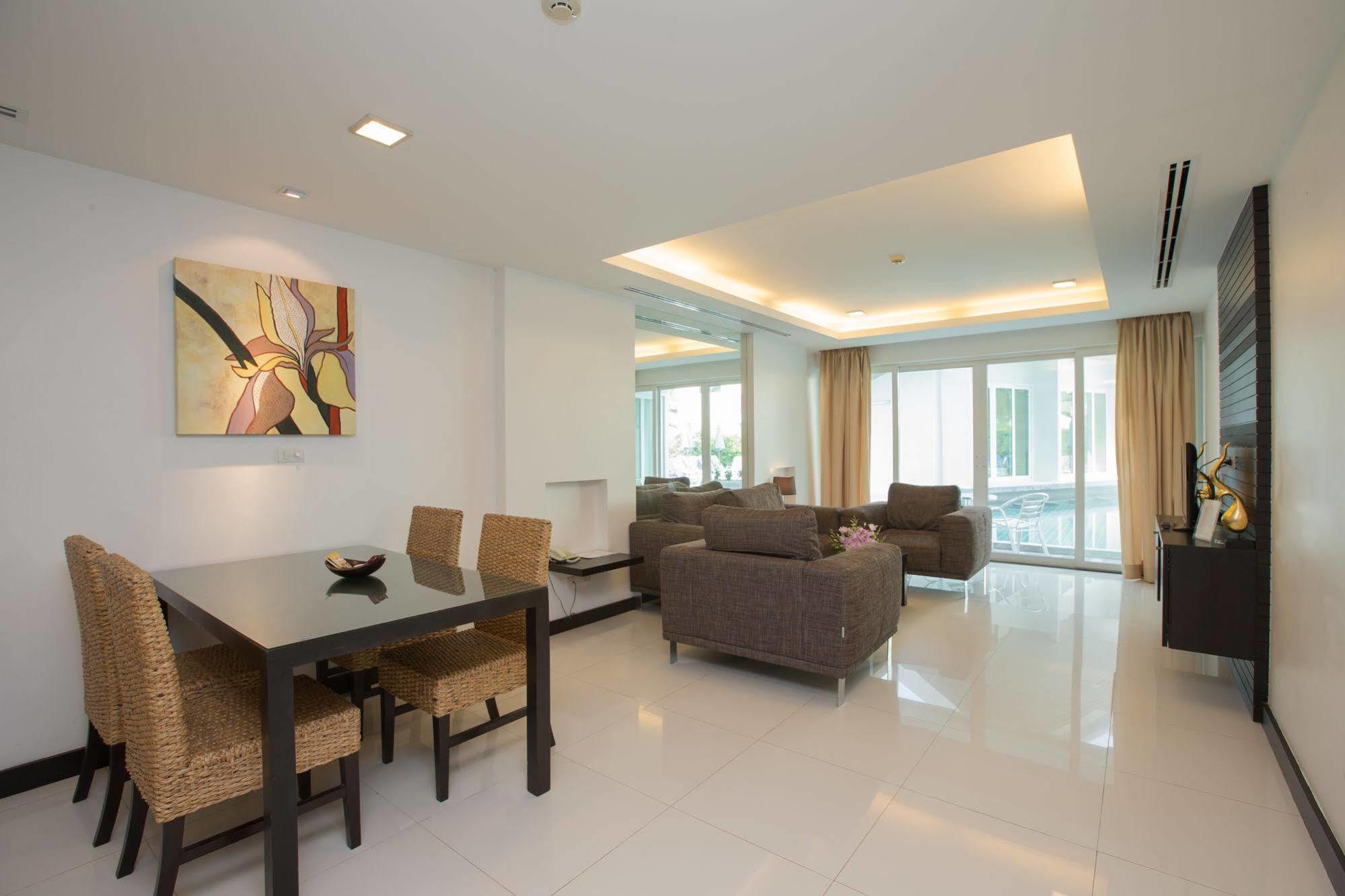 The Palms, - Sha Extra Plus